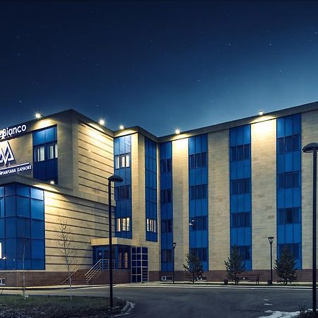Monte Bianco Hotel & Spa Astana Zewnętrze zdjęcie