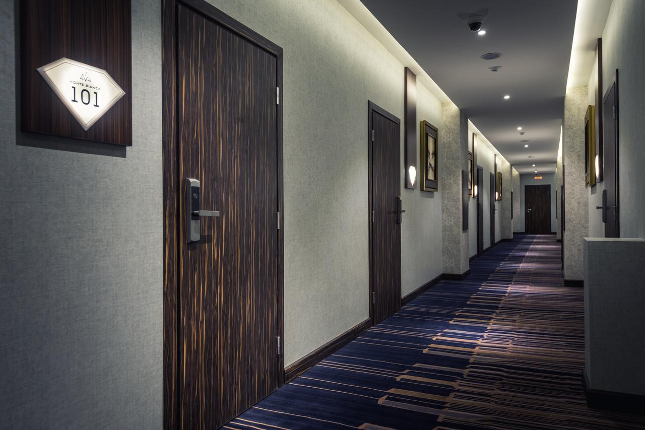 Monte Bianco Hotel & Spa Astana Zewnętrze zdjęcie